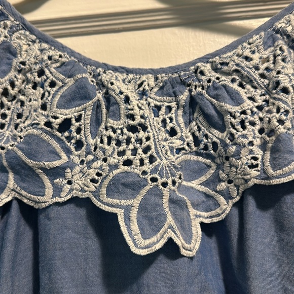 Zara Girl chambray dress w/ lace style top accenting pockets size 11/12 - Picture 3 of 6